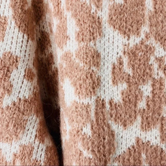 Great Plains London Peach Pullover  Long Sleeve Sweater - Picture 4 of 7